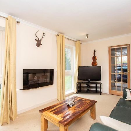 Aftonbank Self Catering Apartment, Питлохри Екстериор снимка