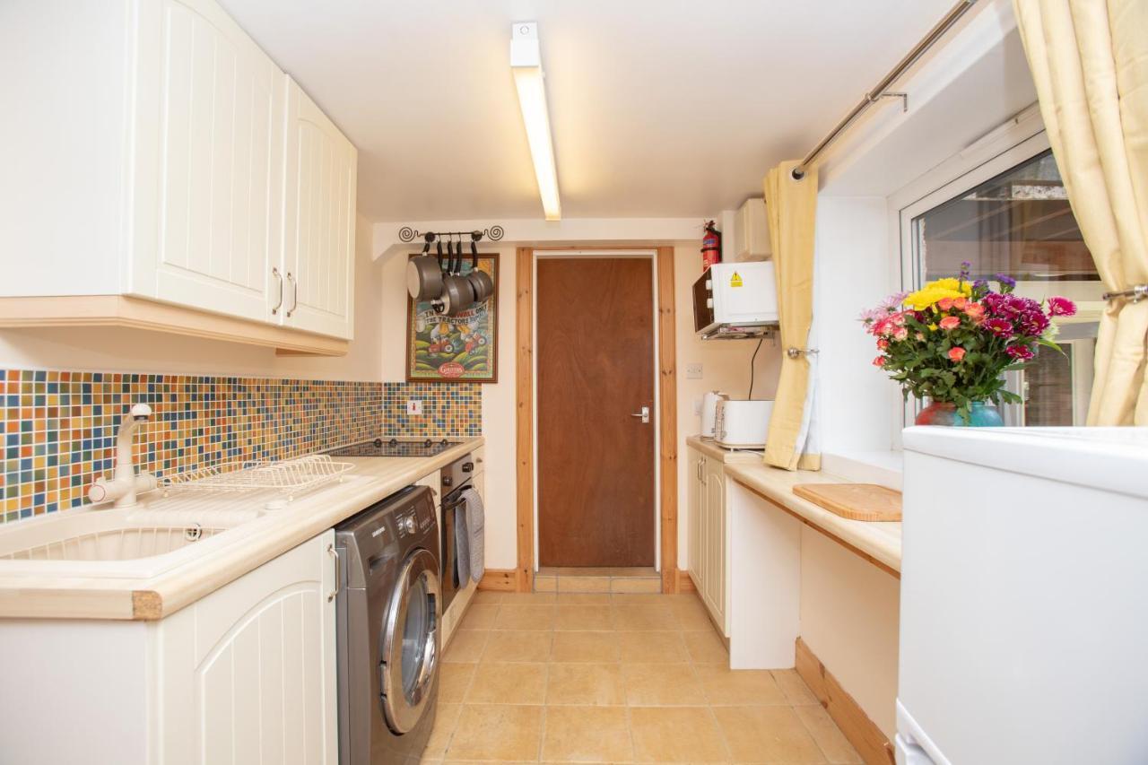 Aftonbank Self Catering Apartment, Питлохри Екстериор снимка